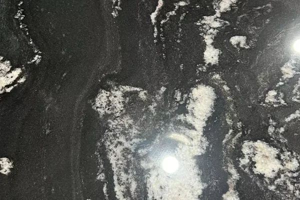 Titanio White Granite